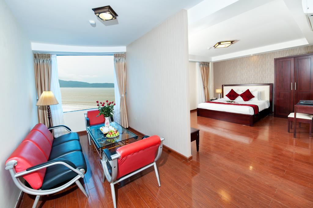 Truong Son Tung 1 - Beautiful Beach Hotel Da Nang Habitación foto