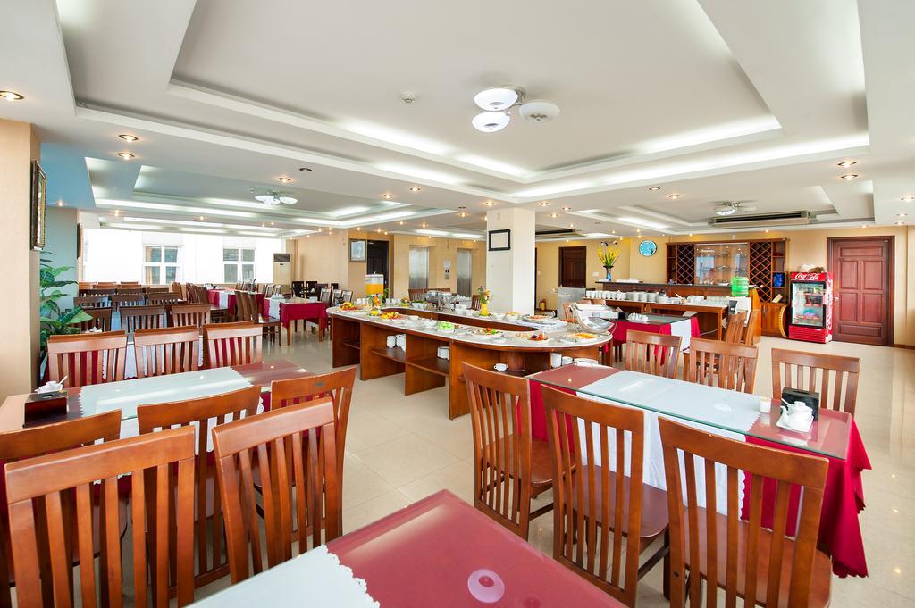 Truong Son Tung 1 - Beautiful Beach Hotel Da Nang Exterior foto